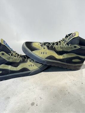 Globe Men's Shoes "Dimension" Black/Moss/Summit